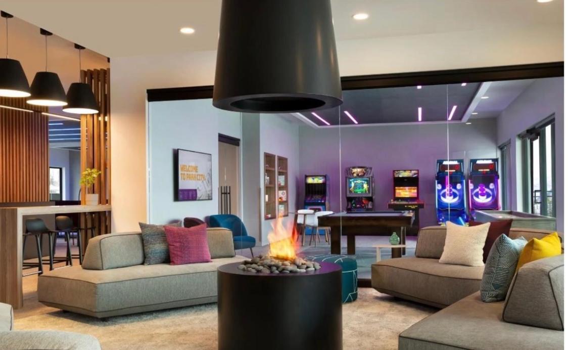 Slope Side Studio In The Heart Of Canyons Village With Heated Pool & Hot Tub! Park City Buitenkant foto